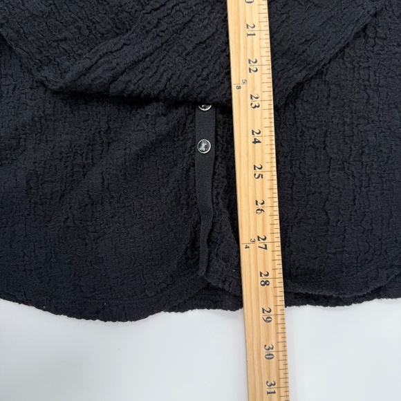 J Jill Top Women Large Black Long Sleeve Snap Button Up Crinkle Lightweight - Picture 10 of 11